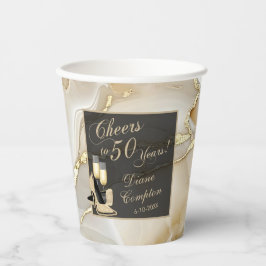Vasos De Papel Los vítores a 50 años cumpleaños de oro de Champag