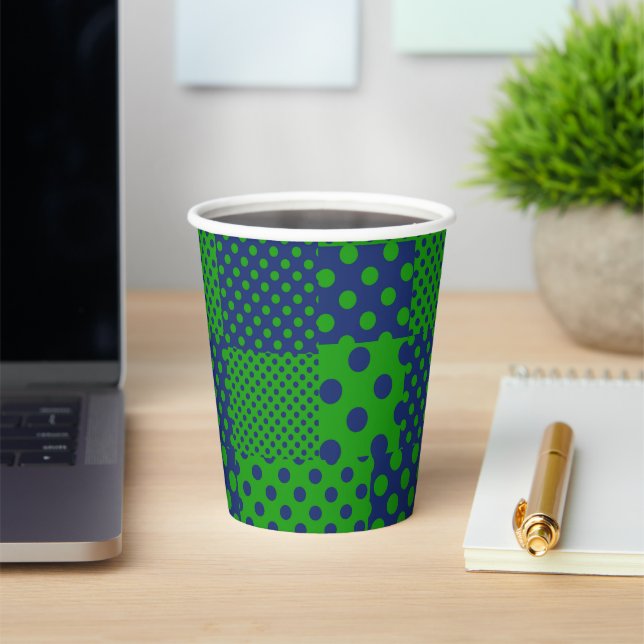 Vasos De Papel Lunares verdes y azules de patchwork  (in situ)