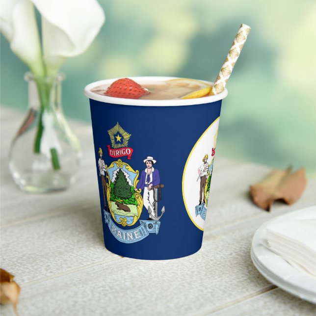 Vasos De Papel Mainer Flag & Seal, Flag of Maine (in situ)