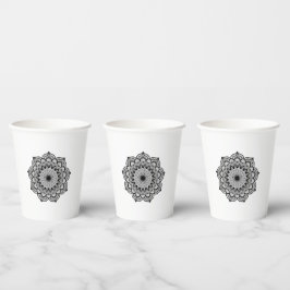 Vasos De Papel Mandalá negro sobre fondo blanco