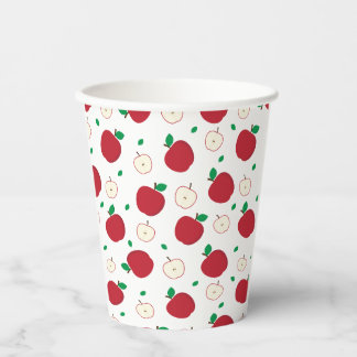 Vasos De Papel Manzanas rojas y manzanas a la mitad