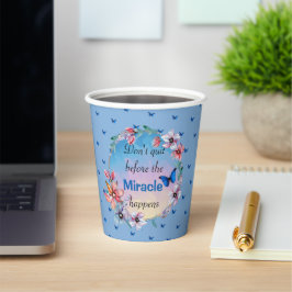Vasos De Papel Mariposas y flores Cita de mentalidad positiva