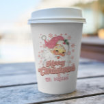 Vasos De Papel Merry Christmas Retro Typography Santa Gorra Rosa<br><div class="desc">Feliz Navidad,  tipografía retro rosa con un santa claus con un gorra rosa.</div>