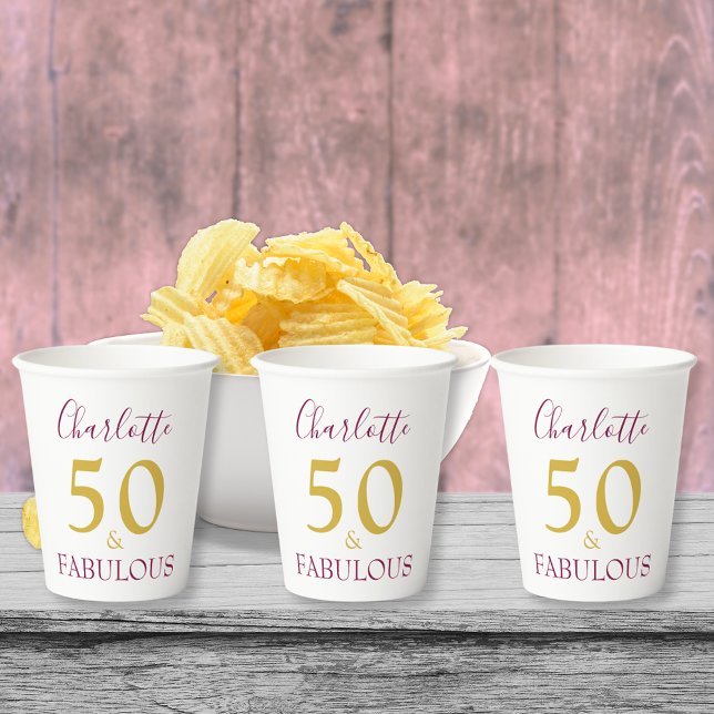 Vasos De Papel Moderno y simple fiesta de cumpleaños número 50 pe (50 & fabulous stylish purple and gold typography 50th birthday party custom paper cups)