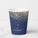 Vasos De Papel Monograma de brillo dorado azul marino<br><div class="desc">Taza elegante de monograma de brillo y destellos de imitación azul marino y dorado para cumpleaños,  boda,  despedida de soltera o fiesta de soltera. Esta taza para cumpleaños se puede personalizar para incluir tu inicial y nombre. Por favor,  contacta al diseñador para obtener artículos personalizados que coincidan.</div>