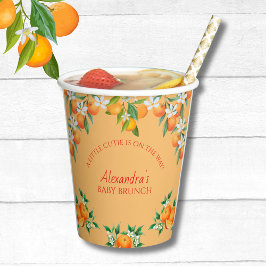 Vasos De Papel Naranja Un Pequeño Citrus Bebé Brunch