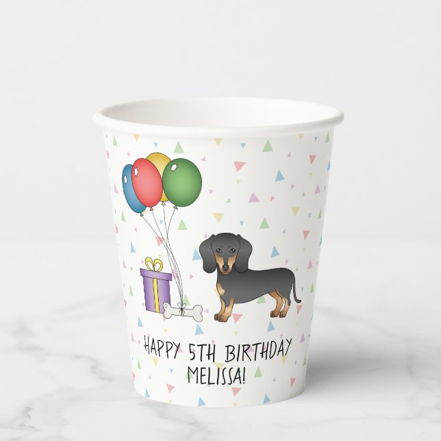 Vasos De Papel Negro Y Tan Corto Pelo Dachshund Feliz Cumpleaños (Anverso)