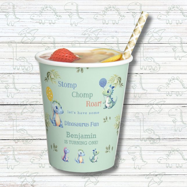 Vasos De Papel Niño pequeño y verde lindo Dinosaurio primer Fiest (Subido por el creador)