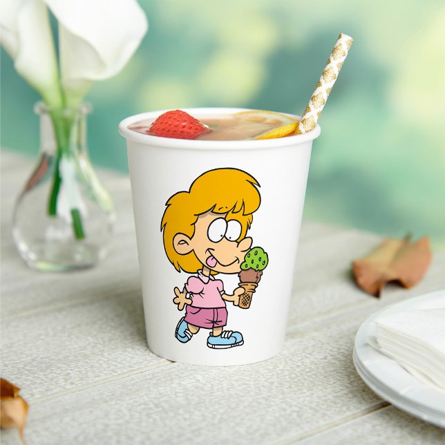 Vasos De Papel Niño Personalizado lindo comiendo helado (Subido por el creador)