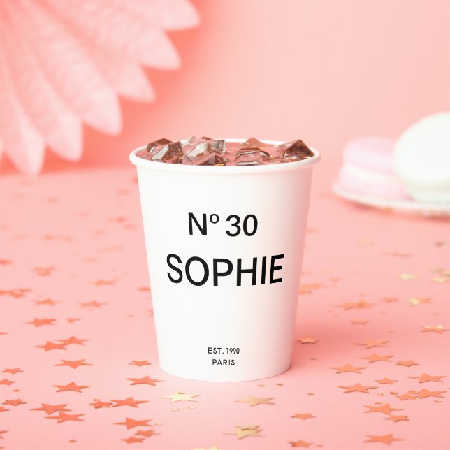 Vasos De Papel No 30 French Chic 30th Birthday Party (in situ)