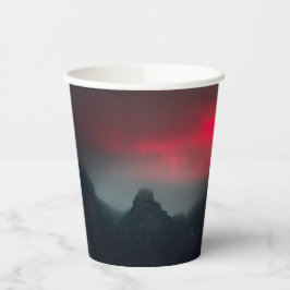 Vasos De Papel Nubes, niebla y montañas ardiendo