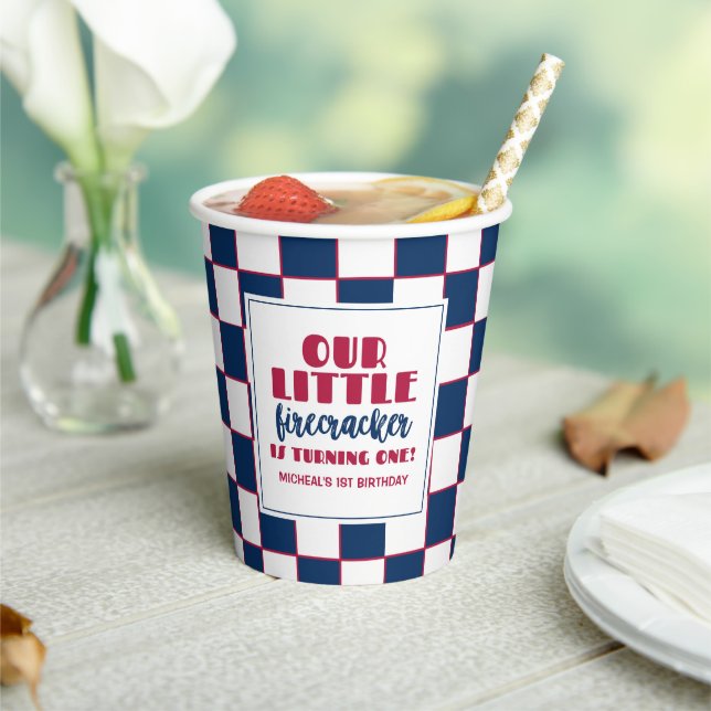 Vasos De Papel Nuestro pequeño petardo cumple un cumpleaños (in situ)