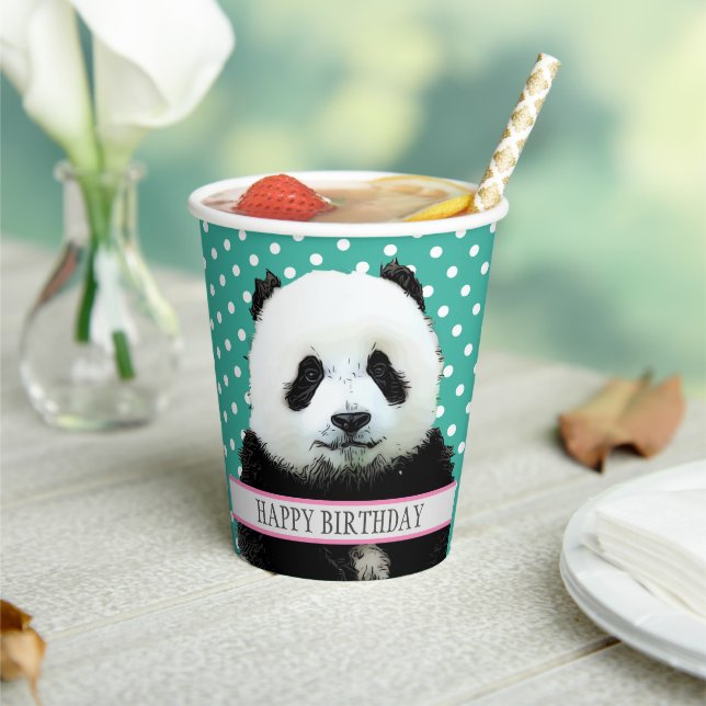 Vasos De Papel Panda es un animal feliz de cumpleaños para un niñ (in situ)