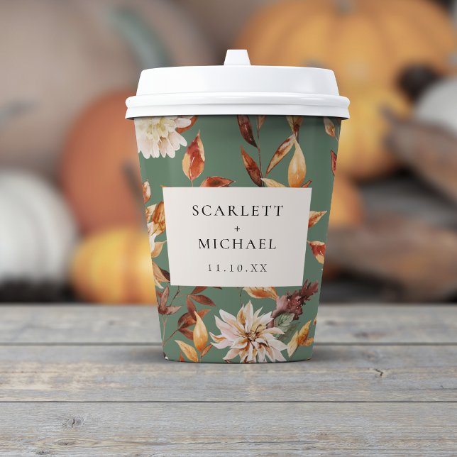 Vasos de papel para boda de otoño en verde salvia (Autumn Copper Leaves Sage Green Fall Wedding Paper Cups by Painted Paperie
)