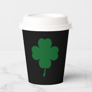 Vasos de papel para el día de San Patricio
