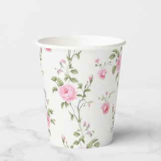 Vasos de papel para fiesta en el jardín con viña d