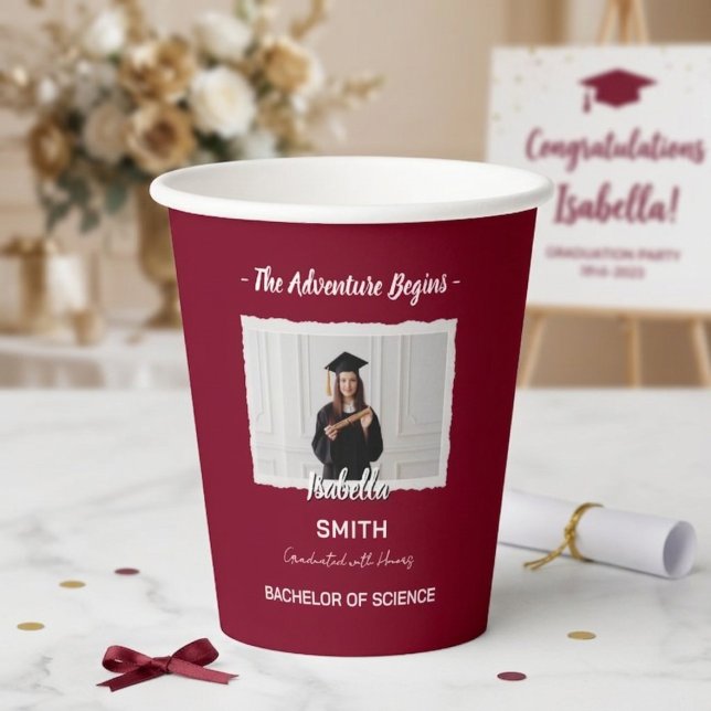 Vasos de Papel para Fiestas de Graduación Modernos (Subido por el creador)