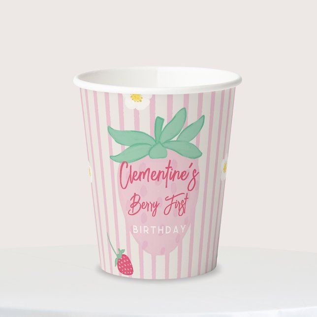 Vasos de papel para primer cumpleaños de fresa y b (Subido por el creador)