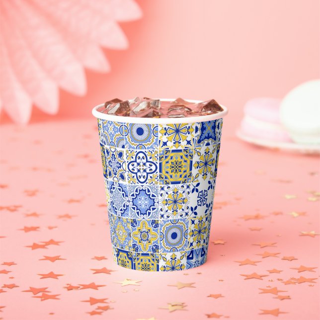 Vasos De Papel Patrón de baldosas portuguesas  (in situ)