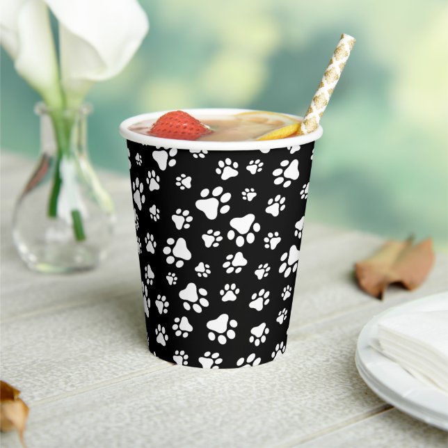 Vasos De Papel Patrón de hojas, pinturas, negro y blanco (in situ)