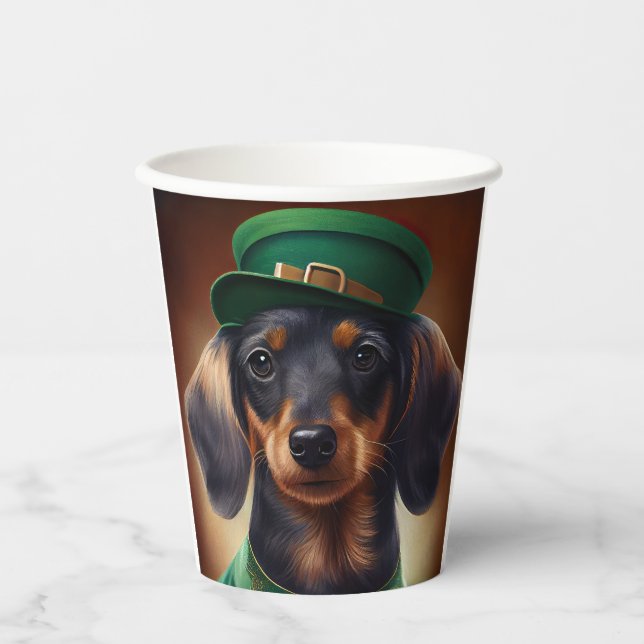 Vasos De Papel Perro de Dachshund con vestido de San Patricio (Anverso)