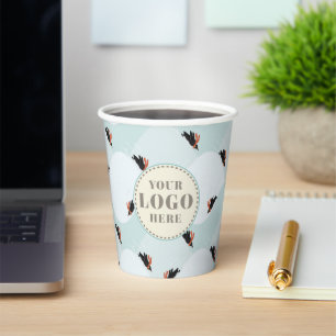Vasos De Papel Pingüinos juguetones deslizándose sobre el patrón