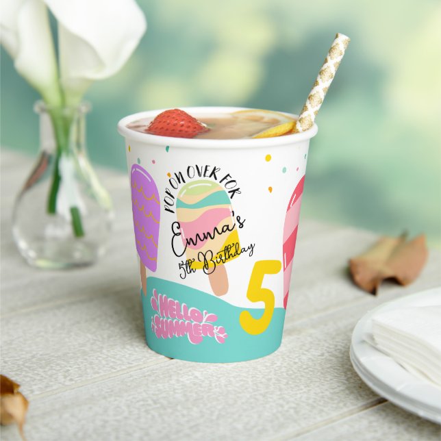 Vasos De Papel Pop On Over Birday Party Paper (in situ)