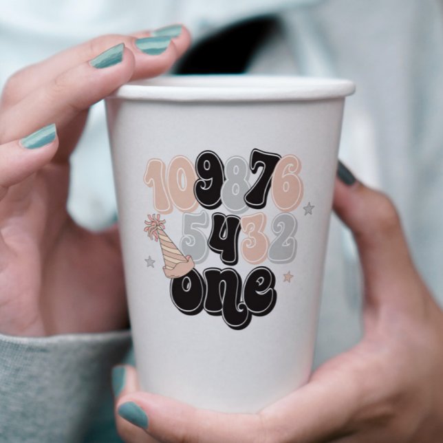 Vasos De Papel Primer cumpleaños de la cuenta regresiva de Año Nu (Subido por el creador)