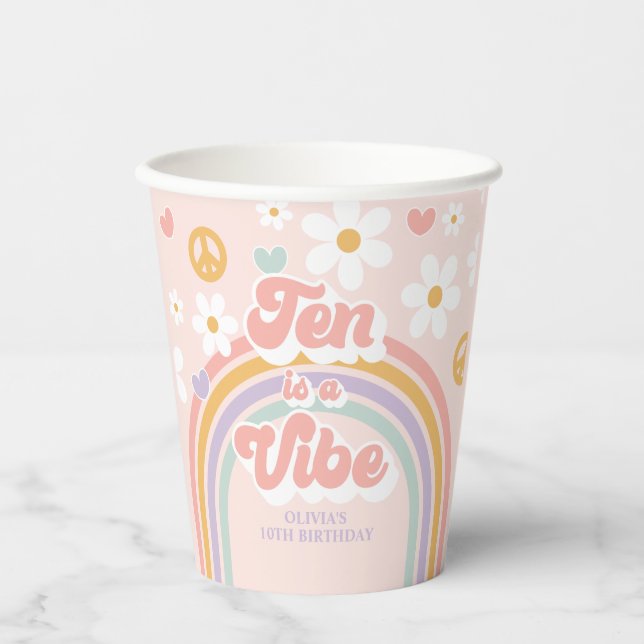 Vasos De Papel Retro Arcoíris Diez es una Vibra Cumpleaños 10 (Anverso)