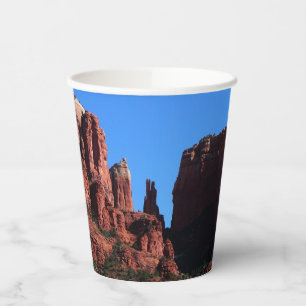 Vasos De Papel Roca catedral en el Monumento a Sedona Arizona