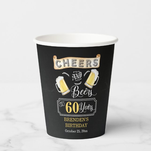 Vasos De Papel Saludos y cervezas para fiesta de cumpleaños de 60 (Reverso )