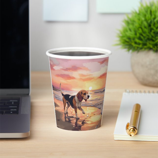 Vasos De Papel Sandy Paws Beagle Dog en Beach Sunset (in situ)