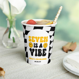 Vasos De Papel Seven es una fiesta de cumpleaños retro séptima 7ª