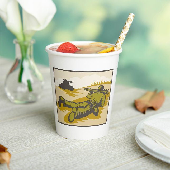 Vasos De Papel Soldado Y Tanque Retro (Subido por el creador)