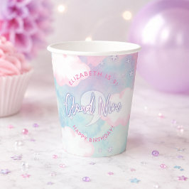 Vasos De Papel Soñadora Femenina En La Nube Nueve 9 Cumpleaños