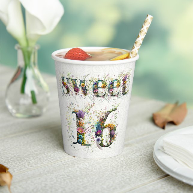 Vasos De Papel Sweet 16 Happy Birthday Wildflowers Text (in situ)