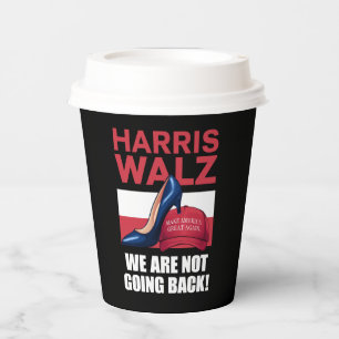 Vasos De Papel Tacones de Kamala Harris pisando sombrero rojo MAG