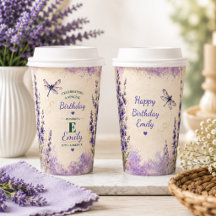 Tazas de cumpleaños con flor de nacimiento persona