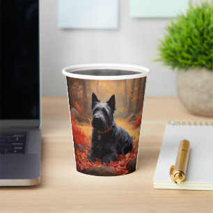 Vasos De Papel Terrier escocés en otoño hojas caídas inspiran 
