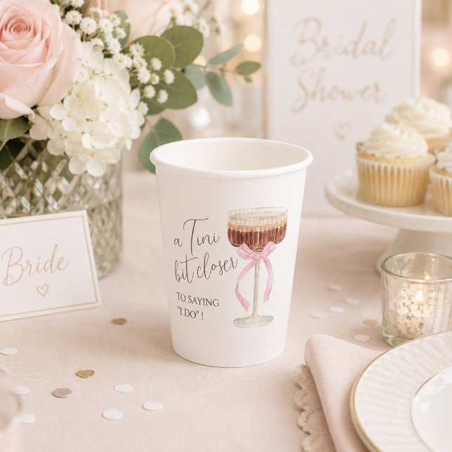 Vasos De Papel Tini Bit Closer Despedida de Soltera  (tini bit closer paper cups)