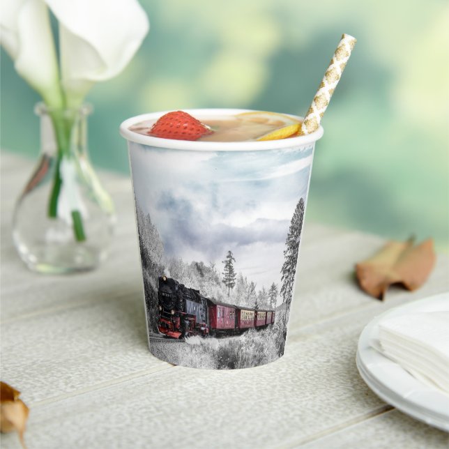 Vasos De Papel Tren (in situ)