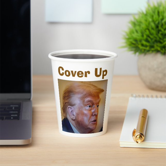 Vasos De Papel Trump/Cover Up Paper Cup (in situ)