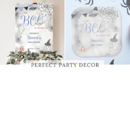 Vasos De Papel Un pequeño chaval casi se debe a su joven Baby Sho