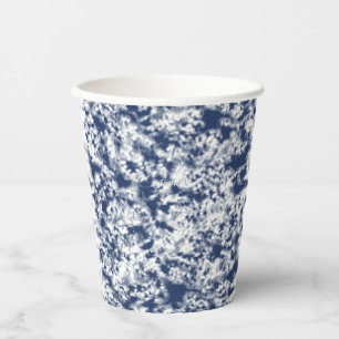 Vasos De Papel Un primer plano de una hidrangea muestra su delica