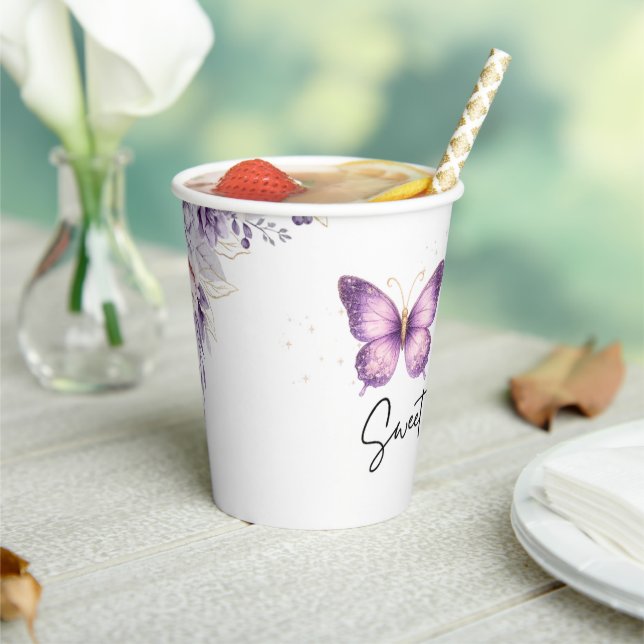 Vasos De Papel Una taza de fiesta de mariposa dulce (in situ)