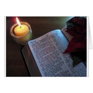 Velas, Biblia y Poinsetta