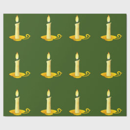 Velas blancas sobre papel verde