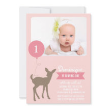 Venado bebé con un globo fotográfico invitación al