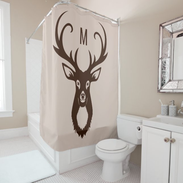 Venado con su cortina de ducha monogramo (In situ)