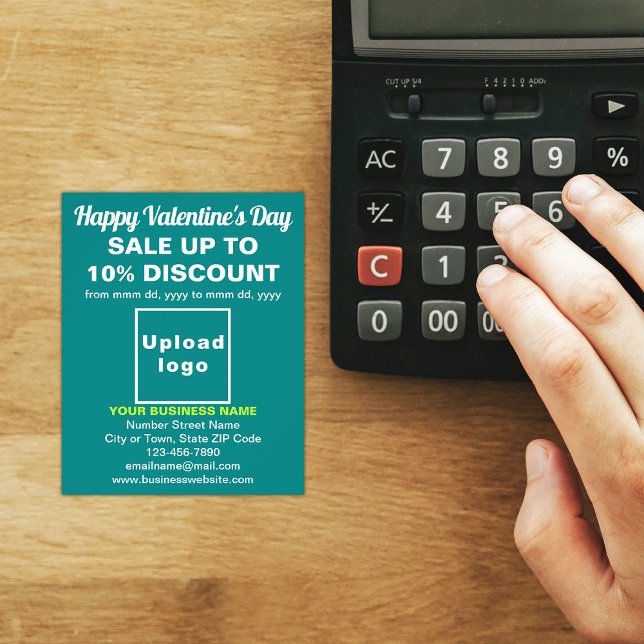 Venta de Business Valentine en el Volante Verde Ve (Attract more customers. Business Valentine sale on teal green flyer on store desk.)